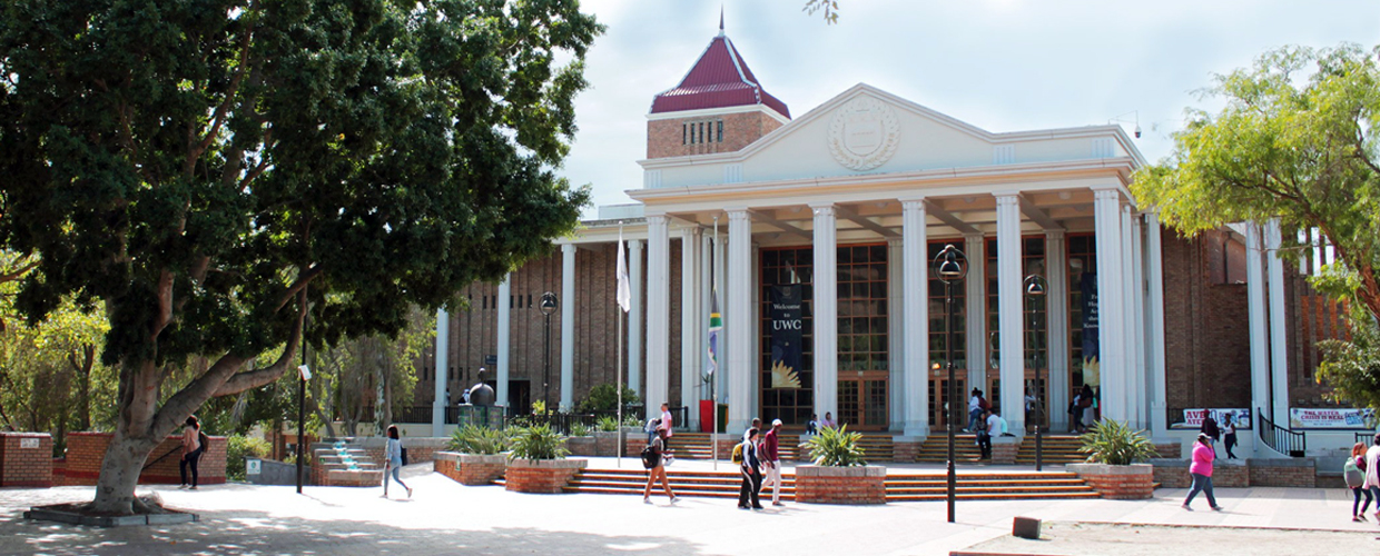 Nuevo gimnasio en la Universidad de Cabo Occidental